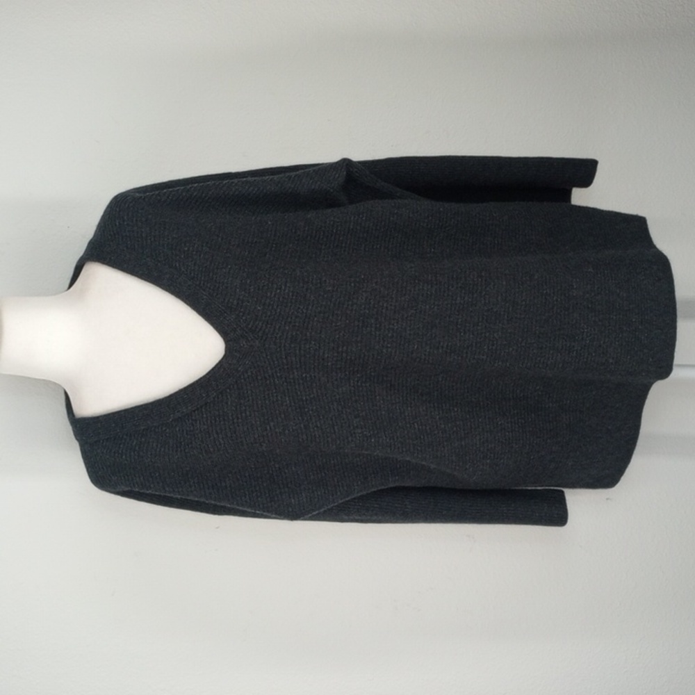 Christopher Fischer Cashmere Charcoal V-Neck Women's Sweater Size Large